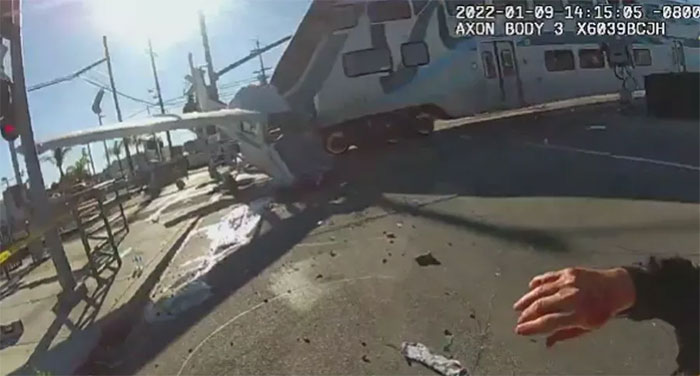 pilot pulled from crashed plane