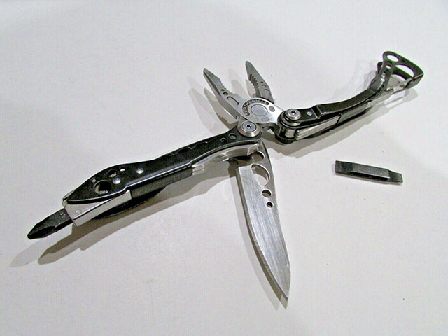 Leatherman Skeletool